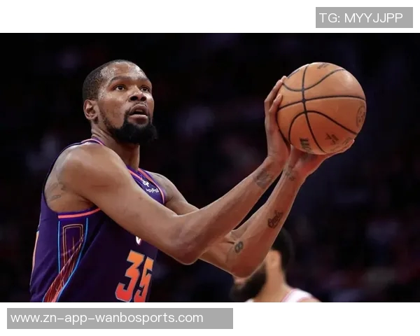 杜兰特称赞文班亚马第四节表现出色频繁冲击篮下制造对手犯规